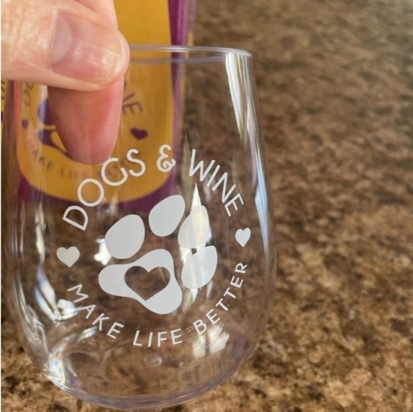Stemless Wine Glass for Dog Lovers with Paw Print - Picture 5 of 5
